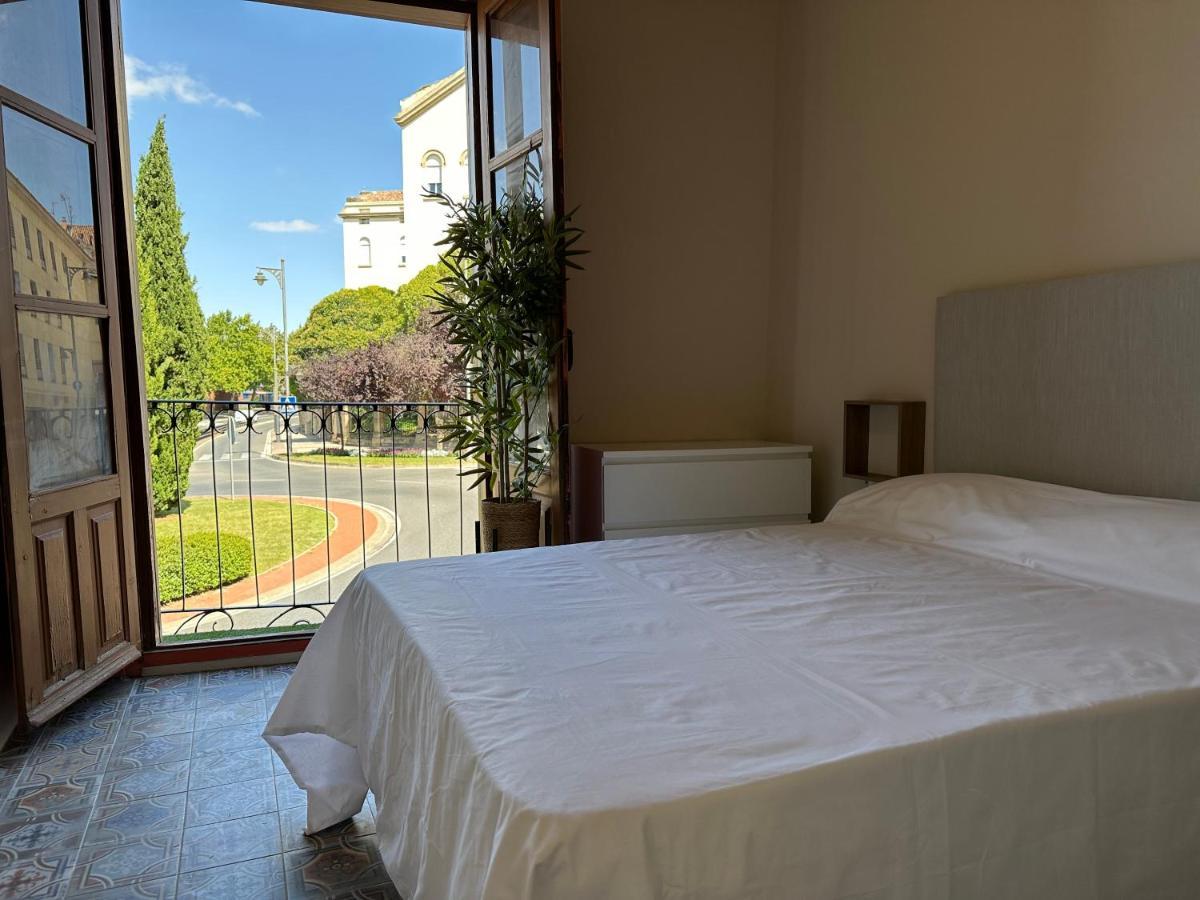 Apartamento Puente De Piedra לוגרוניו מראה חיצוני תמונה